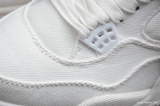 x Levi's AO2571-100 Jordan 'White' Air 4 0812